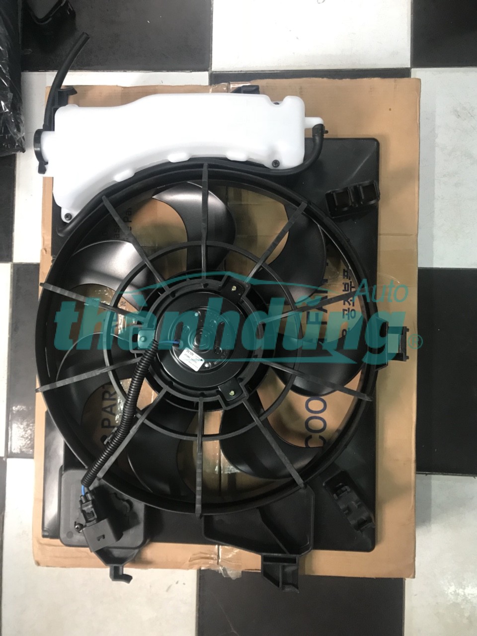 QUẠT KÃT NƯá»C HYUNDAI ACCENT