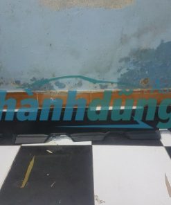 ỐP VIỀN DƯỚI CẢN TRƯỚC FORD RANGER