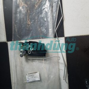 á» NGẬM KHÃA CỬA CHEVROLET SPARK, DAEWOO MATIZ 4