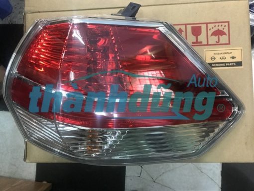 ĐÈN HẬU MIẾNG NGOÀI NISSAN X-TRAIL