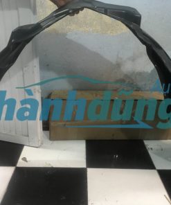 LÒNG DÈ CHẮN BÙN MITSUBISHI OUTLANDER