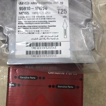 Há»P ÄIá»U KHIá»N TÃI KHÃ KIA CARENS, CERATO, FORTE