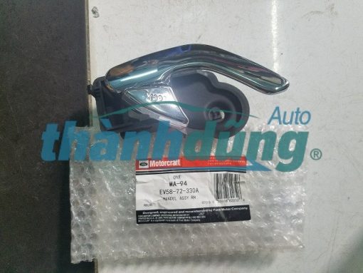 TAY MỞ CỬA TRONG FORD EVEREST
