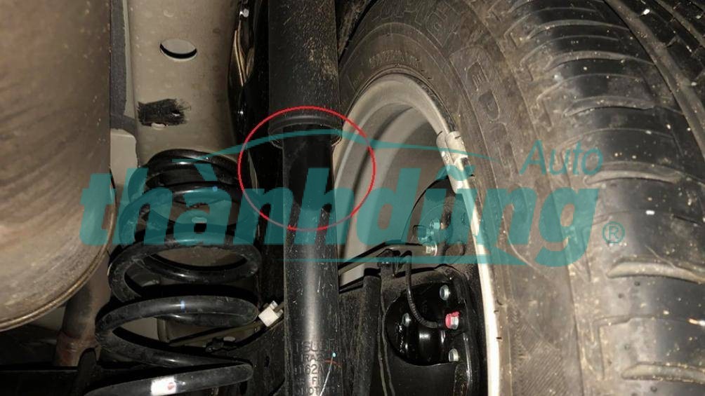 Những dấu hiệu cho biết giảm xóc xe bạn bị hỏng