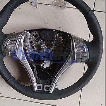 VÃ LÄNG NISSAN NAVARA