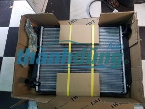 KÉT NƯỚC TOYOTA HIACE