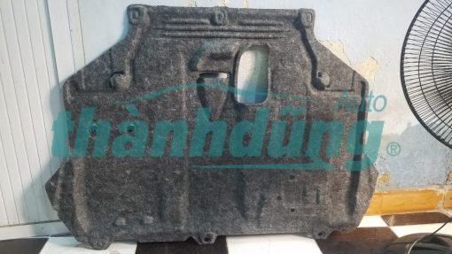 CHẮN BÙN GẦM MÁY FORD FOCUS