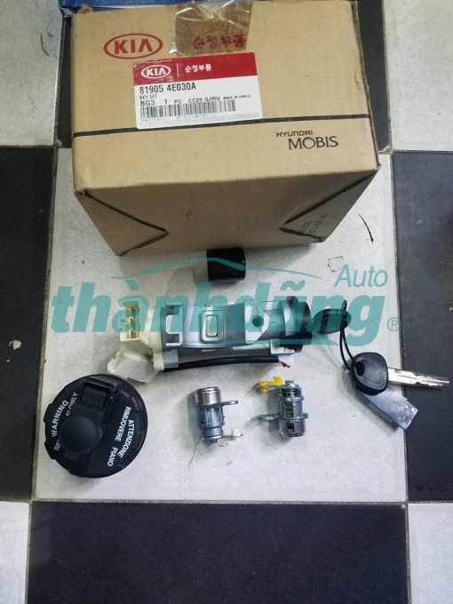 BỘ KHÓA ĐỀ KIA BONGO 3