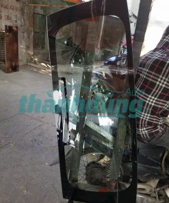 KÍNH CHẮN GIÓ SAU FORD EVEREST