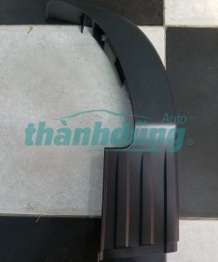 ỐP BẬC CẢN SAU TOYOTA HILUX