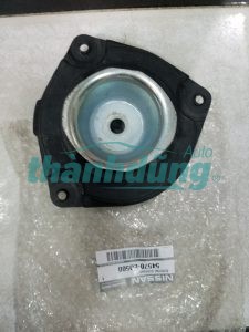 BÁT BÈO TRƯỚC NISSAN LIVINA