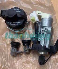 Ổ KHÓA ĐIỆN TOYOTA INNOVA