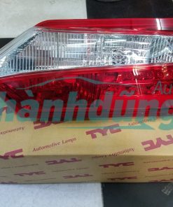 ĐÈN HẬU MIẾNG TRONG TOYOTA ALTIS