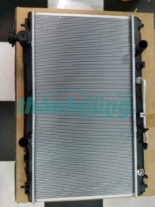 KÉT NƯỚC TOYOTA CAMRY