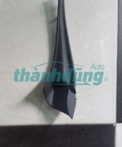 ỐP CHÂN KÍNH CHẮN GIÓ NISSAN SUNNY