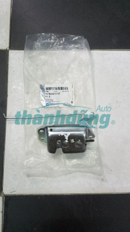 Ổ NGẬM CỐP HẬU CHEVROLET SPARK, DAEWOO MATIZ 3