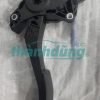CẢM BIẾN BÀN ĐẠP CHÂN GA NISSAN TEANA 18002JN01A