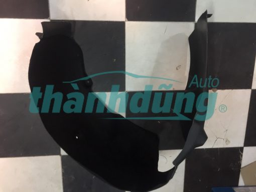 CHẮN BÙN LÒNG DÈ SAU HYUNDAI ELANTRA