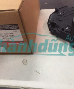 Ổ KHÓA NGẬM CỬA TRƯỚC PHẢI FORD FOCUS