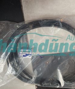 GIOĂNG KÍNH CHẮN GIÓ TRƯỚC FORD LASER
