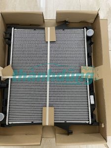 KÉT NƯỚC SỐ TỰ ĐỘNG ISUZU TROOPER-8972370510