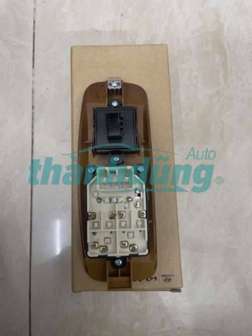 CÔNG TẮC LÊN KÍNH TỔNG HYUNDAI PORTER