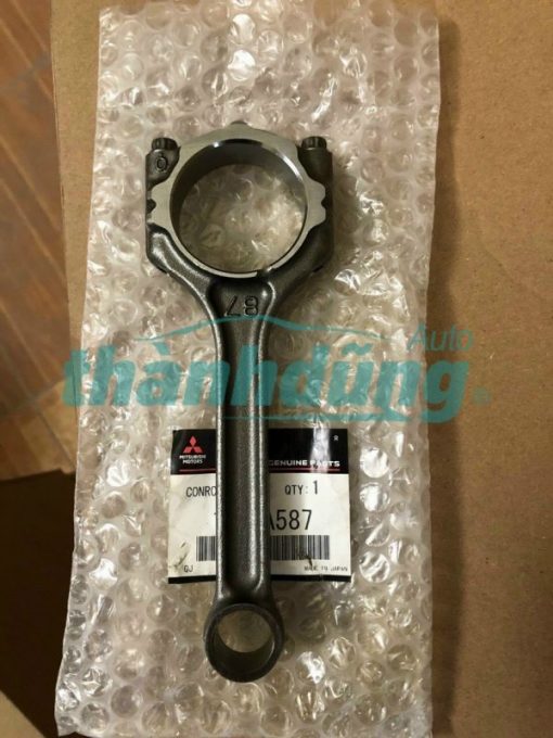 TAY DÊN MITSUBISHI XPANDER CHÍNH HÃNG