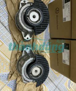 Cao su chân máy Mercedes E200