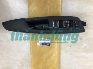 Công tắc lên kính Hyundai Tucson