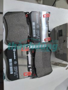 Má phanh trước Mercedes S550