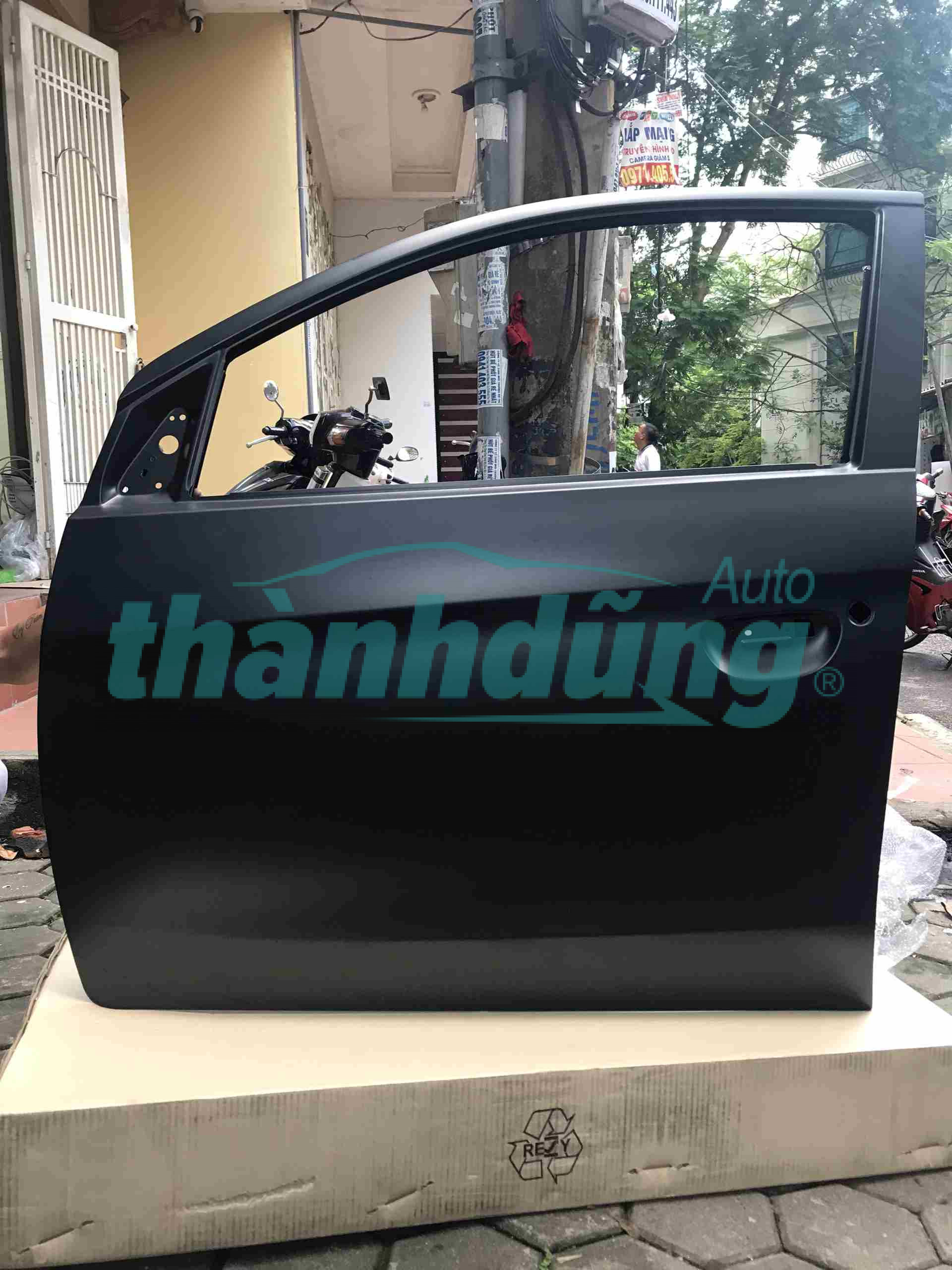 CÁNH CỬA TRƯỚC MITSUBISHI XPANDER 2018