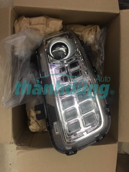 ĐÈN SƯƠNG MÙ HYUNDAI UNIVERSE