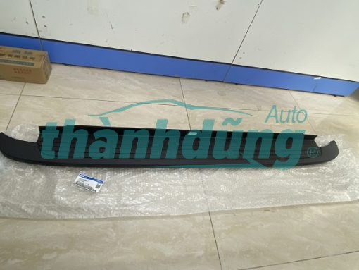 ỐP NHỰA BA ĐỜ SỐC SAU FORD RANGER 2015-2019