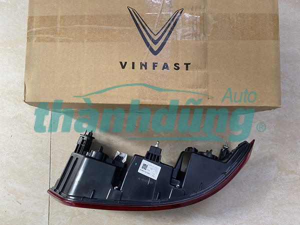 ĐÈN XI NHAN BA ĐỜ SỐC SAU VINFAST VF5
