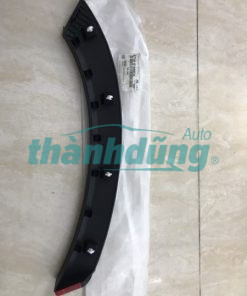 Ốp phồng bánh sau phải Hyundai Santafe 2022 | 87742S1AA0CA