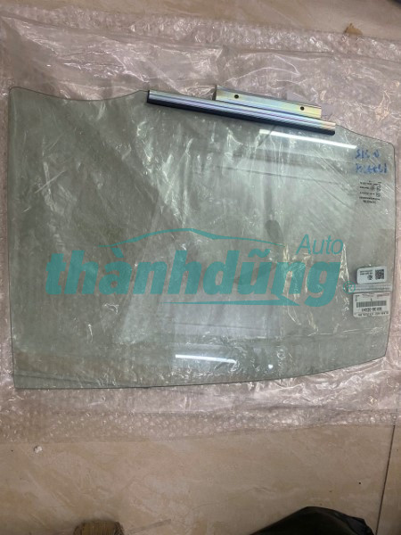 KÍNH CÁNH CỬA SAU XE TOYOTA YARIS 2017 | 681300D241 KÍNH CÁNH CỬA SAU XE TOYOTA YARIS 2017 | 681300D241