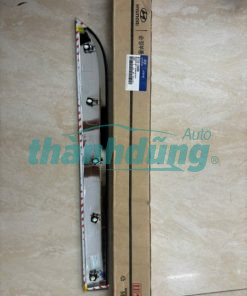 NẸP MẠ CÁNH CỬA SAU PHỤ HYUNDAI AVANTE 2013 | 877122Q000