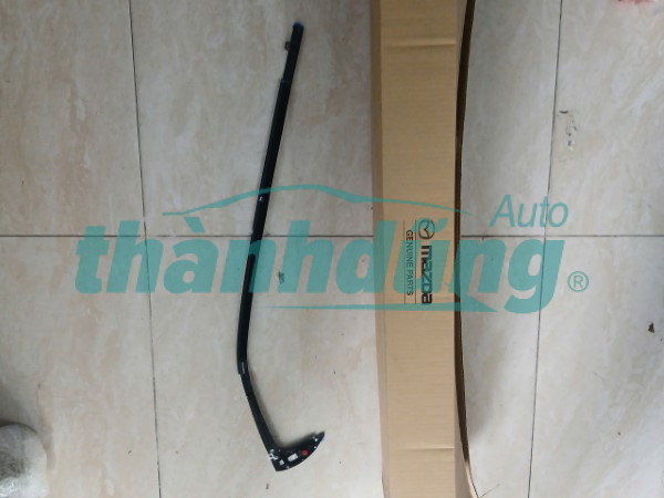 NẸP MẠ CHÂN KÍNH SAU PHẢI MAZDA 3 2023 | BDMT-50-660H
