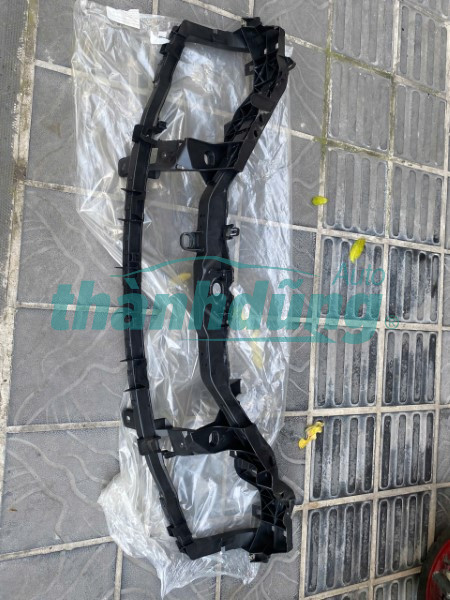 KHUNG XƯƠNG ĐỠ KÉT NƯỚC FORD FOCUS 2008 | 4M51-8B041-AC KHUNG XƯƠNG ĐỠ KÉT NƯỚC FORD FOCUS 2008 | 4M51-8B041-AC