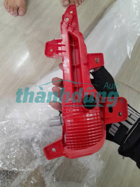 ĐÈN BA ĐỜ SỐC SAU PHỤ KIA CARNIVAL | 92406R0000 ĐÈN BA ĐỜ SỐC SAU PHỤ KIA CARNIVAL | 92406R0000