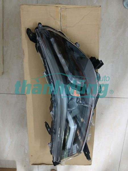 ĐÈN PHA XE TOYOTA HILUX REVO 2024 | 81110YP380 ĐÈN PHA XE TOYOTA HILUX REVO 2024 | 81110YP380