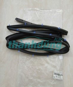 RON CÁNH CỬA SAU PHẢI HYUNDAI TUCSON 2020 | 83140D3000