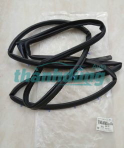 RON CÁNH CỬA SAU PHẢI HYUNDAI TUCSON 2020 | 83140D3000