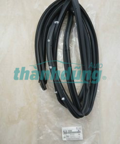 GIOĂNG CÁNH CỬA KIA RONDO 2012 | 821301D000