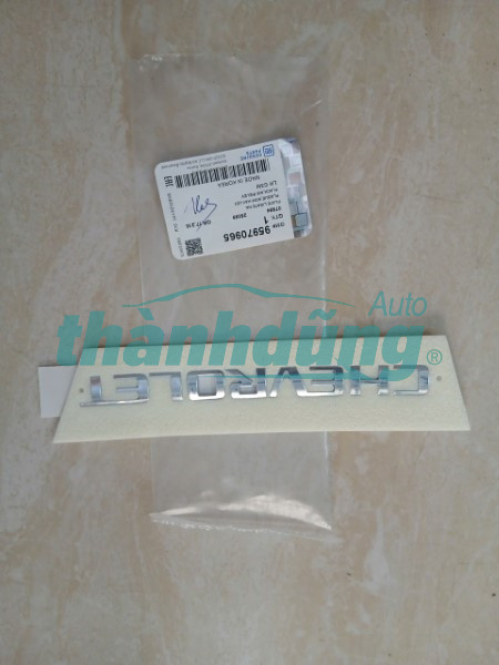 CHỮ CHEVROLET CỐP SAU XE CHEVROLET CRUZE 2013 | 95970965