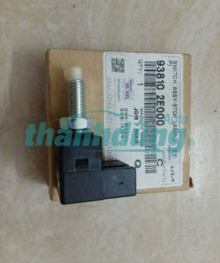 CÔNG TẮC CHÂN PHANH KIA K2700 2006-2012 | 938102E000