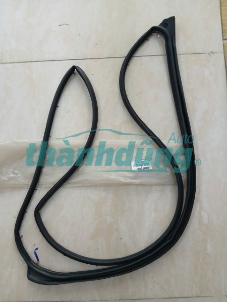 GIOĂNG CÁNH CỬA TOYOTA FORTUNER 2009-2015 | 678620K013