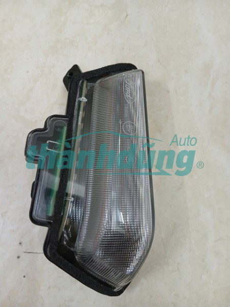 ĐÈN XI NHAN GƯƠNG PHẢI FORD TRANSIT 2025 | 82021013