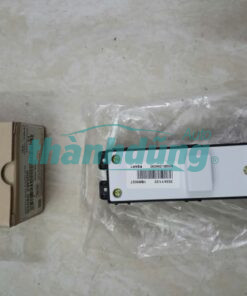 CÔNG TẮC LÊN KÍNH TRƯỚC PHỤ HYUNDAI SANTAFE | 935802W000