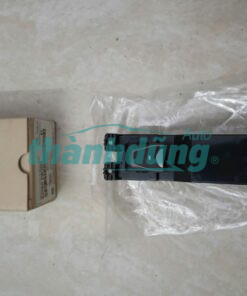 CÔNG TẮC LÊN KÍNH TRƯỚC PHỤ HYUNDAI SANTAFE | 935802W000